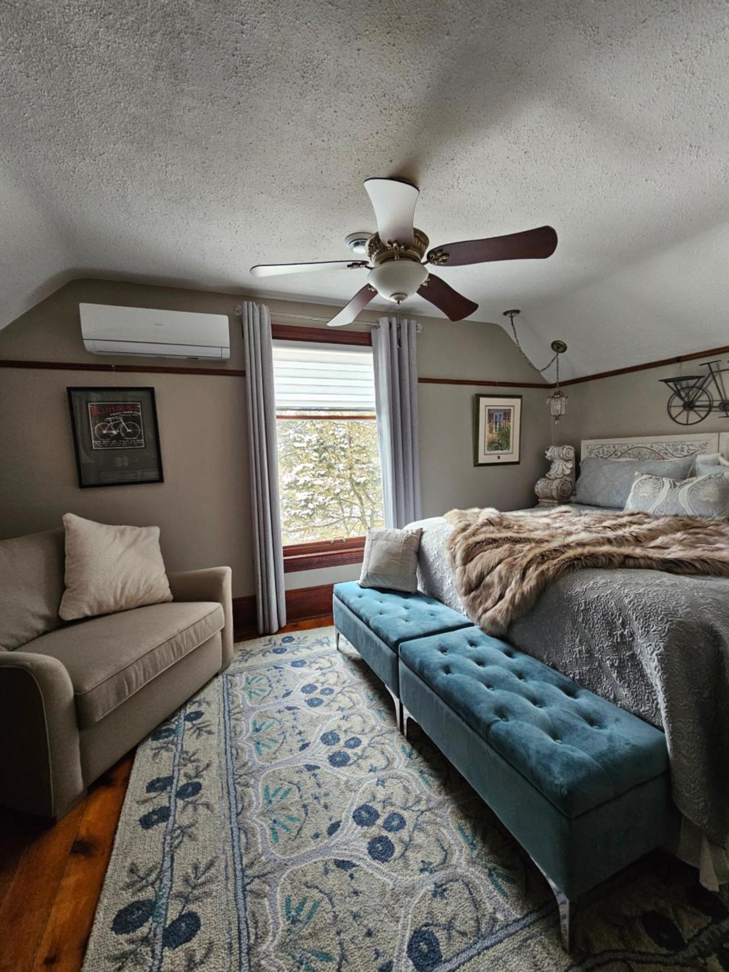 The Walnut Grove Bnb Harrow Exterior photo